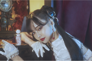 ファタリテ酒池肉林の香りモデル画像