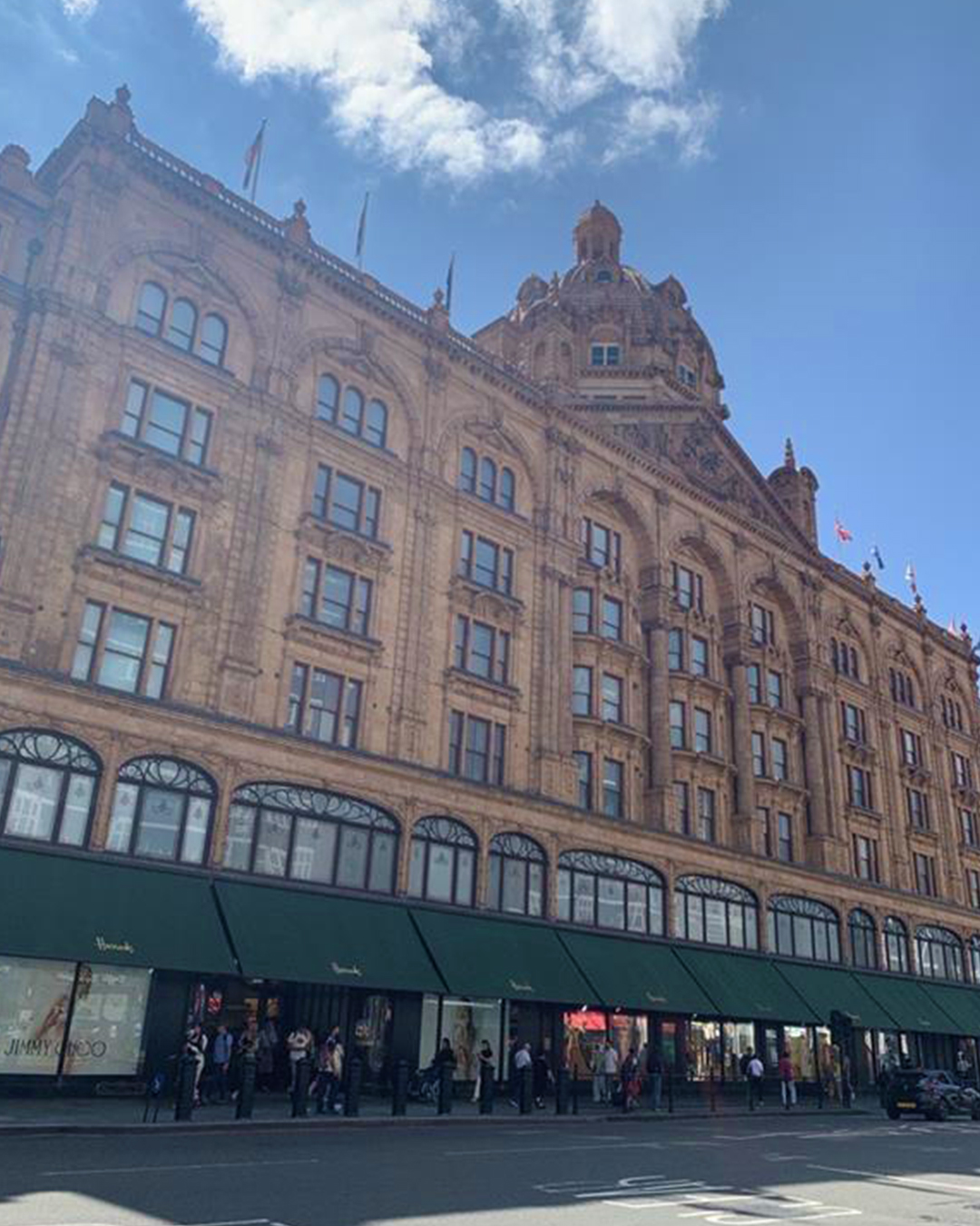 Harrodsの外観